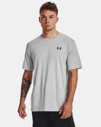 T-shirt med lockup på vänster bröst