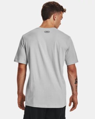 T-shirt med lockup på vänster bröst